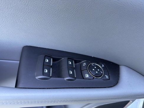 Used 2022 Lincoln Nautilus Reserve w/ Equipment Group 201A image 12