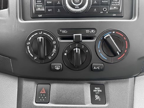 Used 2017 Nissan NV200 SV w/ Back Door Glass Package image 25