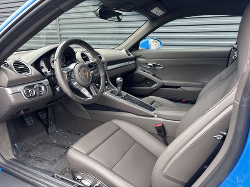 New 2025 Porsche 718 Cayman image 11