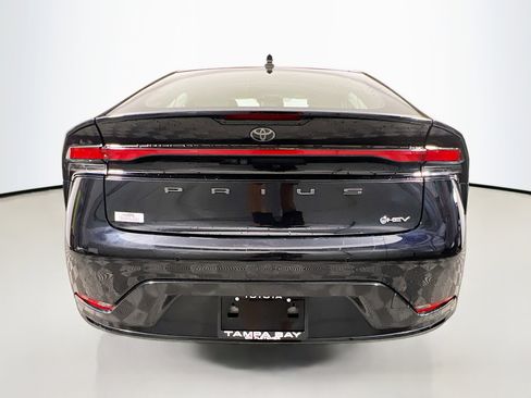 Used 2025 Toyota Prius Limited w/ Limited Premium Package image 6