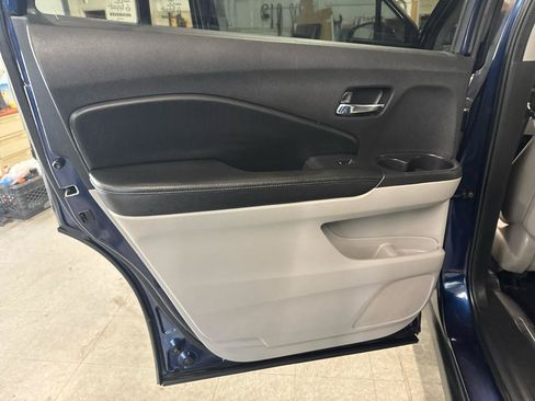 Used 2016 Honda Pilot EX-L image 38