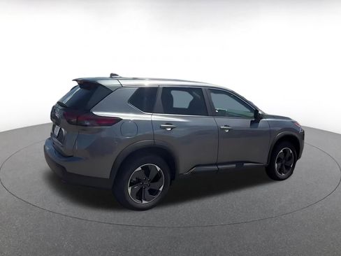 Used 2025 Nissan Rogue SV AWD/4WD image 11