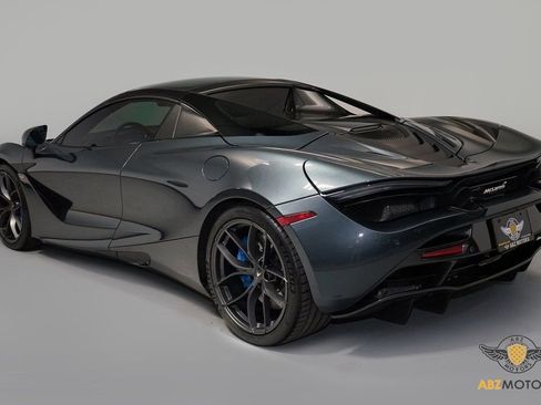 Used 2020 McLaren 720S Spider image 8