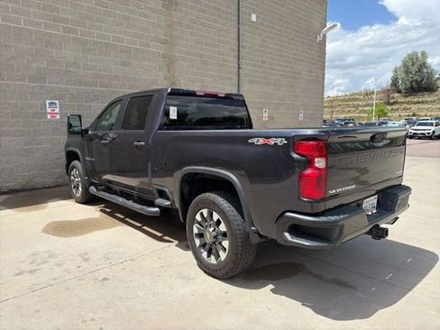 Used 2024 Chevrolet Silverado 2500 Custom w/ Custom Convenience Package AWD/4WD image 3