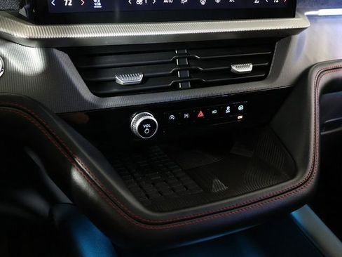 Used 2025 Ford Explorer ST AWD/4WD image 24