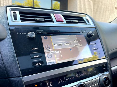 Used 2017 Subaru Outback 3.6R Limited image 12