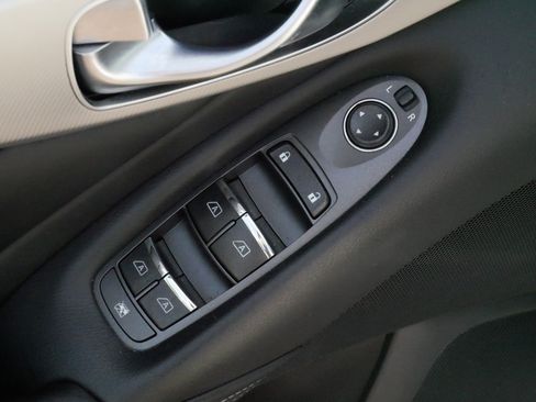 Used 2020 INFINITI Q50 Luxe AWD/4WD image 19