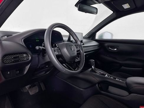 Used 2024 Honda HR-V Sport image 15