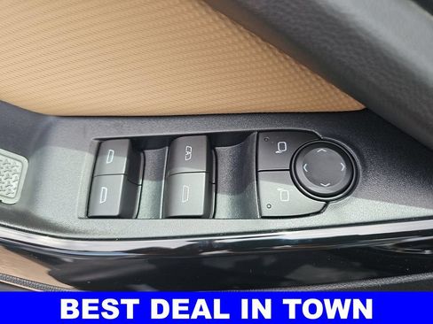 New 2026 Chevrolet Equinox ACTIV w/ Convenience Package III AWD/4WD image 29