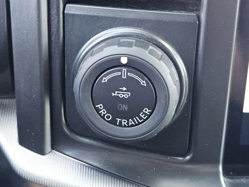 Used 2025 Ford F150 Lariat AWD/4WD image 11
