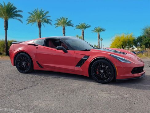 Used 2016 Chevrolet Corvette Z06 w/ 2LZ Preferred Equipment Group image 7