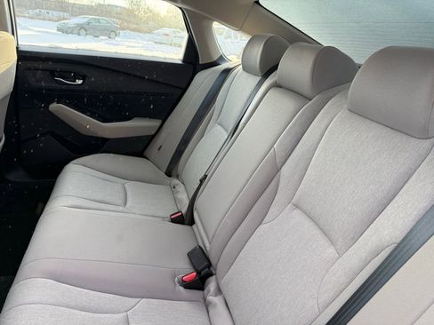 Used 2023 Honda Accord EX image 14