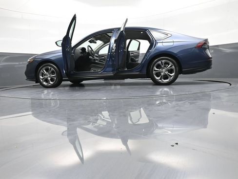 Used 2023 Honda Accord EX image 48