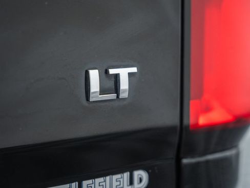 Used 2019 Chevrolet Colorado LT w/ LT Convenience Package AWD/4WD image 11