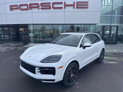 New 2026 Porsche Cayenne image 1