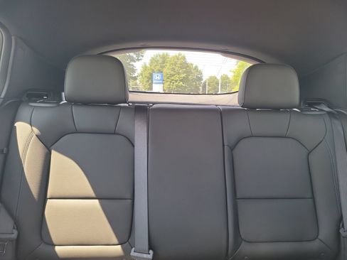 Used 2025 Buick Envista Sport Touring w/ Convenience I Package FWD image 22