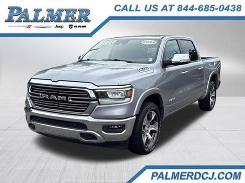 Used 2022 RAM 1500 Laramie AWD/4WD image 1