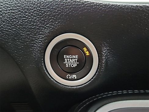 Certified 2022 Dodge Challenger R/T image 22