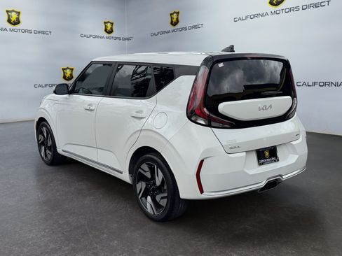 Used 2023 Kia Soul GT-Line FWD image 3