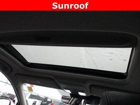 Used 2019 Honda Accord Touring image 14