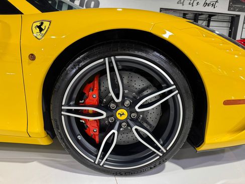 Used 2015 Ferrari 458 Speciale A image 63