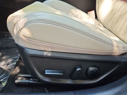 Used 2023 Genesis G70 2.0T w/ Sport Prestige Package image 30