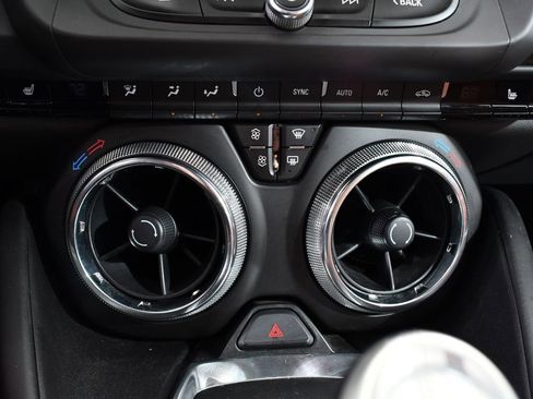 Used 2017 Chevrolet Camaro SS image 27