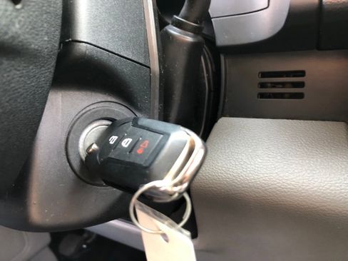 Used 2020 Ford F350 XLT w/ XLT Premium Package image 21