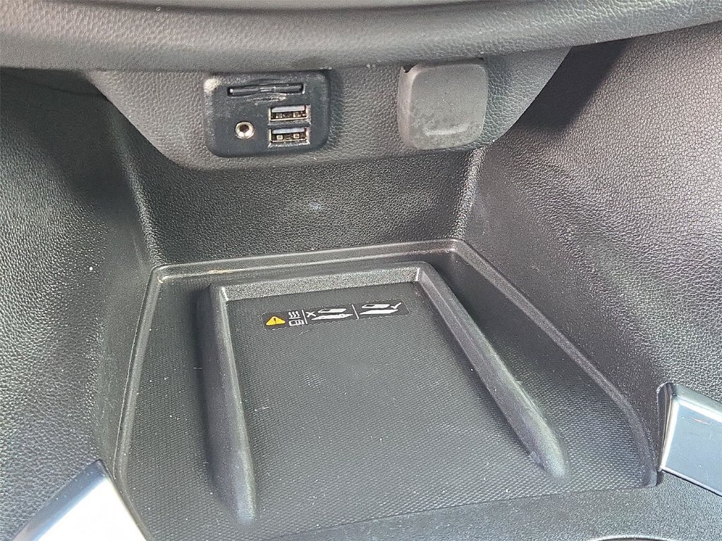 Certified 2024 Chevrolet Traverse RS FWD image 36