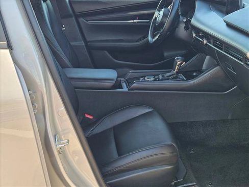 Used 2025 MAZDA MAZDA3 s FWD image 19