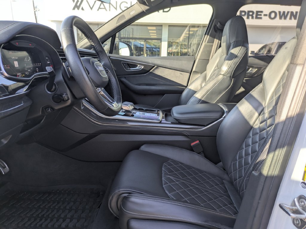 Used 2023 Audi SQ7 Prestige AWD/4WD image 27