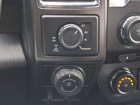 Used 2016 Ford F150 XLT w/ Equipment Group 302A Luxury AWD/4WD image 24