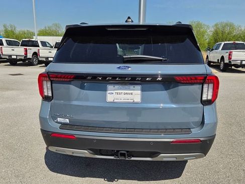 New 2026 Ford Explorer Active image 10
