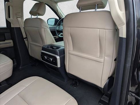 Used 2023 Ford Expedition XLT RWD image 29