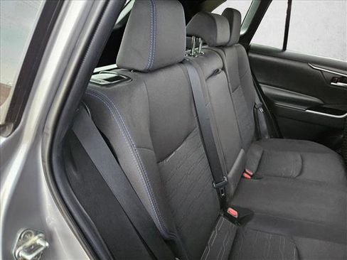 Used 2022 Toyota RAV4 SE image 19