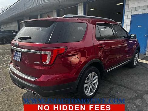 Used 2018 Ford Explorer XLT w/ Equipment Group 202A image 3