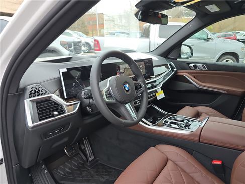 New 2026 BMW X5 xDrive40i w/ M Sport Package image 23