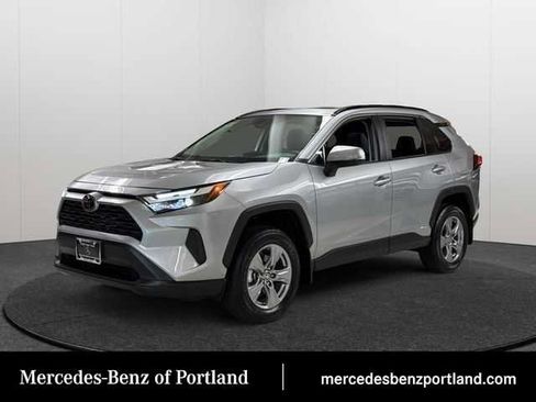 Used 2025 Toyota RAV4 XLE w/ Convenience Package AWD/4WD image 1