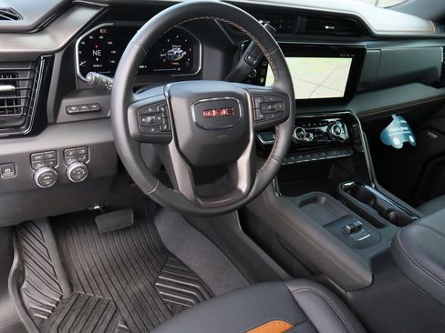 Certified 2026 GMC Sierra 2500 AT4 w/ AT4 Premium Plus Package AWD/4WD image 12