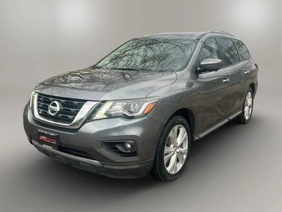 Used 2018 Nissan Pathfinder SL w/ SL Premium Package