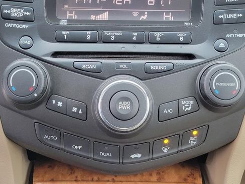 Used 2005 Honda Accord EX-L image 27