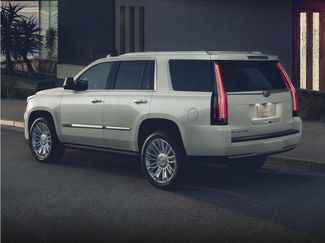 Used 2016 Cadillac Escalade Premium AWD/4WD video 1