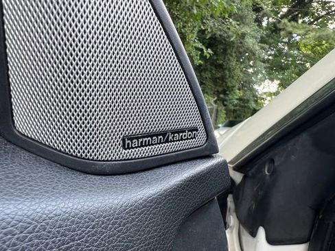 Used 2015 Mercedes-Benz E 550 Cabriolet image 12