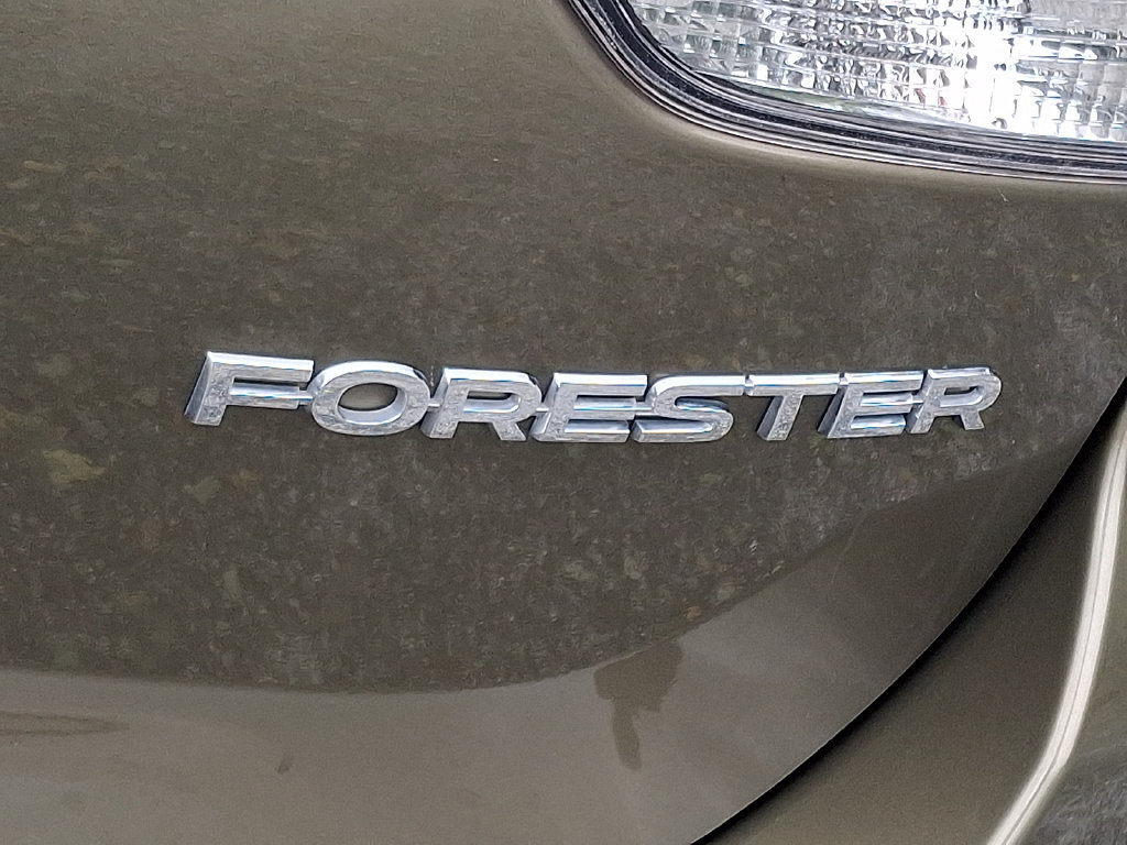 Certified 2023 Subaru Forester Premium AWD/4WD image 32