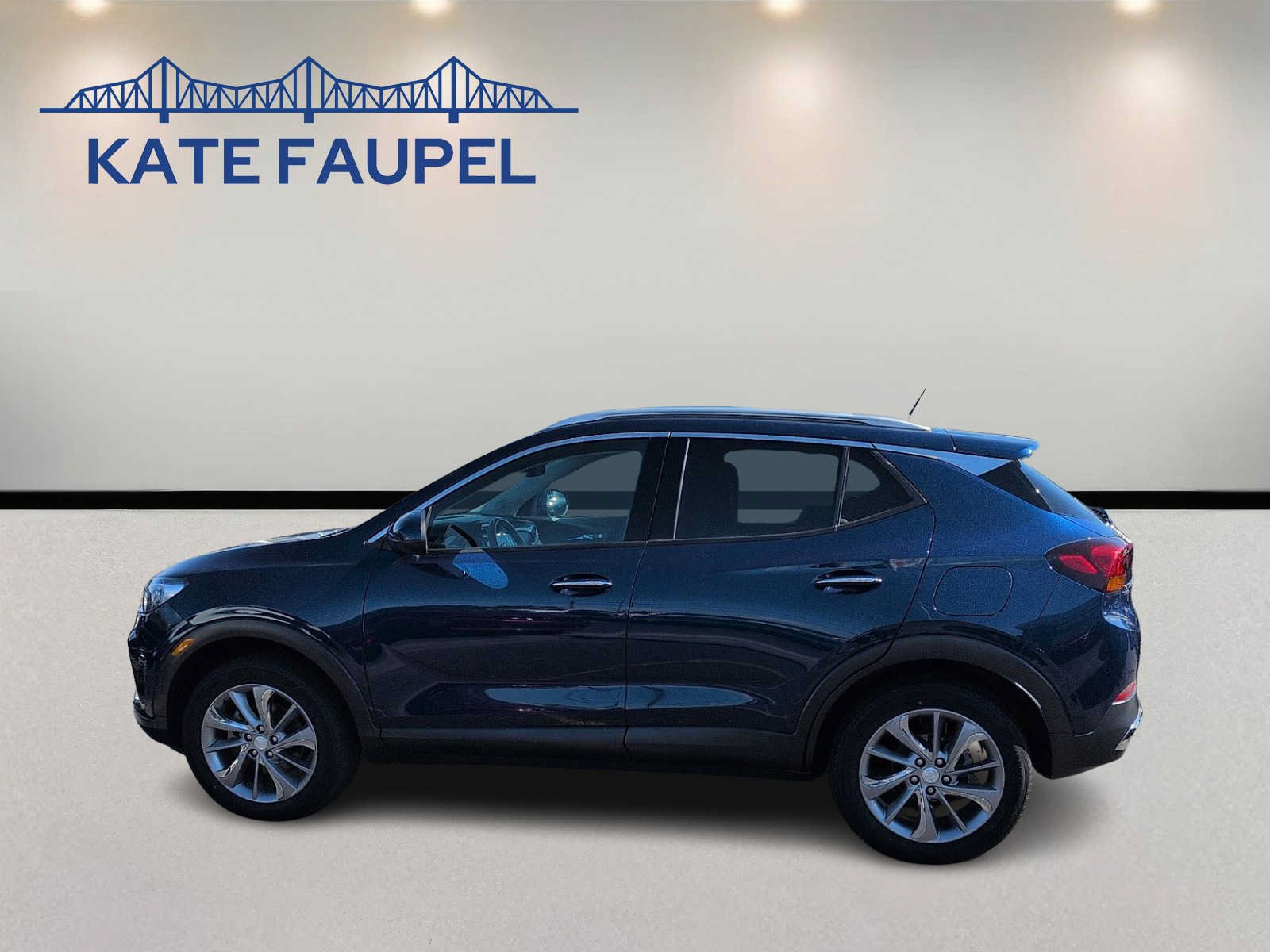 Used 2023 Buick Encore GX Essence w/ Experience Buick Package AWD/4WD image 4