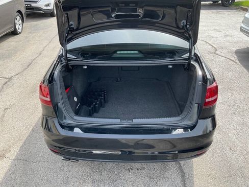 Used 2017 Volkswagen Jetta SE FWD image 11
