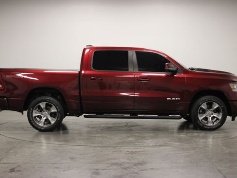 Used 2023 RAM 1500 Laramie RWD image 9