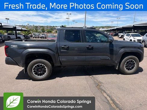 Used 2024 Toyota Tacoma TRD Off-Road w/ TRD Off Road Upgrade Package AWD/4WD image 8