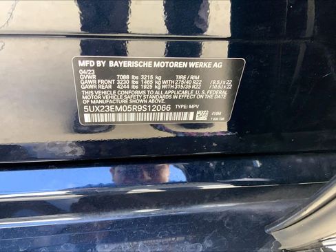 Used 2024 BMW X7 xDrive40i w/ Executive Package image 34