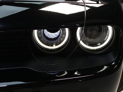 Used 2023 Dodge Challenger R/T Scat Pack RWD image 19